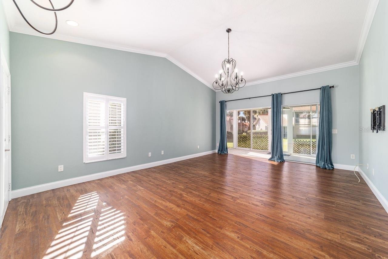 Image 6 of 58 For 5361 Compass Point 1