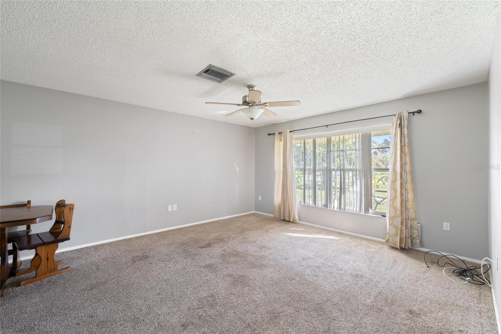 Image 13 of 29 For 203 Bentbough Drive