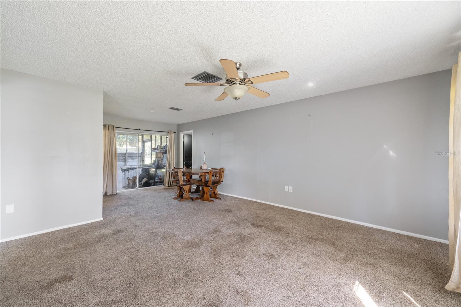 Image 14 of 29 For 203 Bentbough Drive