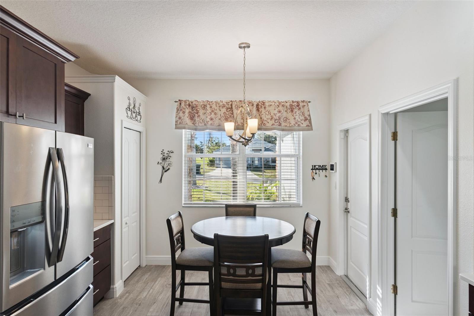 Image 14 of 53 For 2720 Savannah Drive