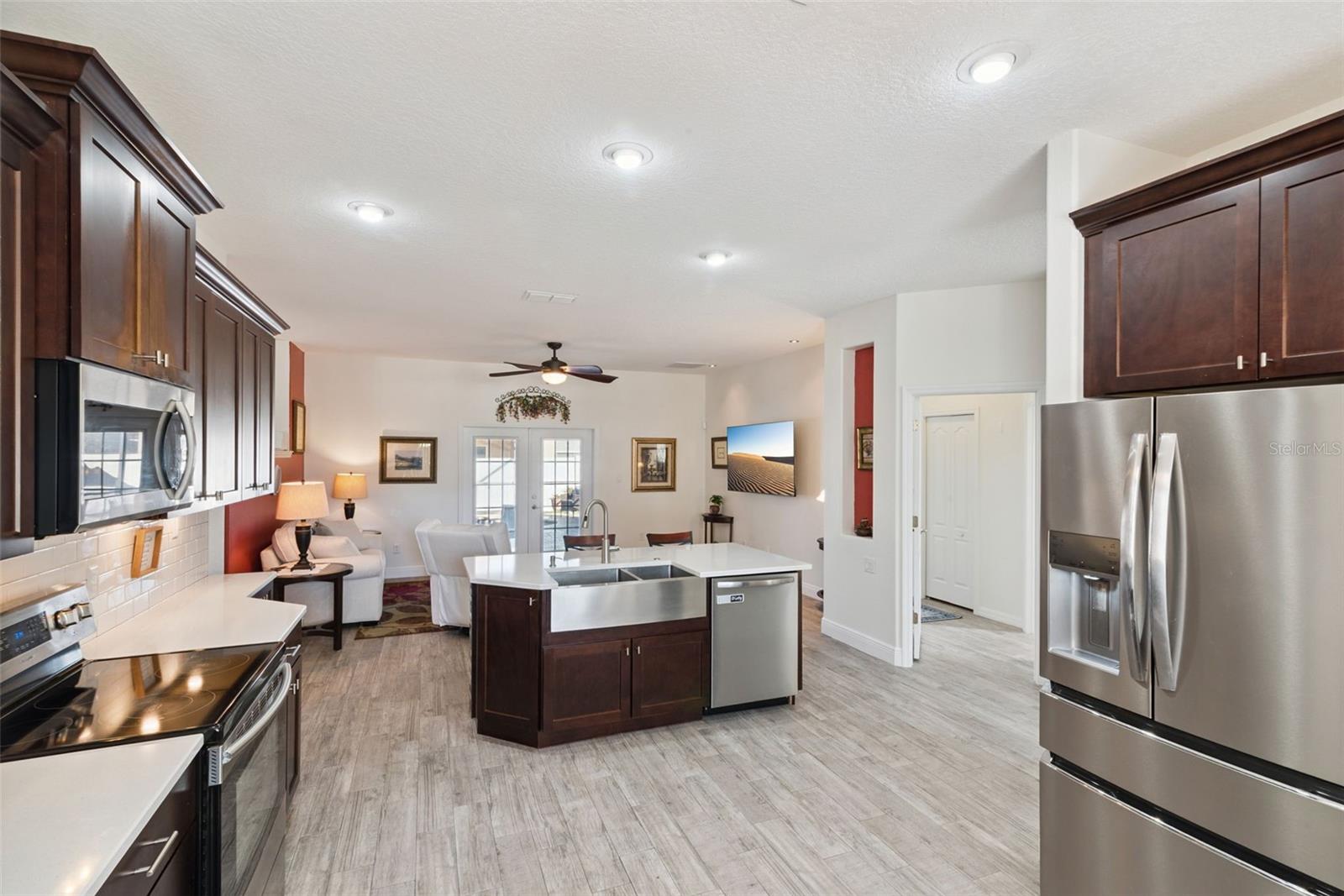 Image 18 of 53 For 2720 Savannah Drive