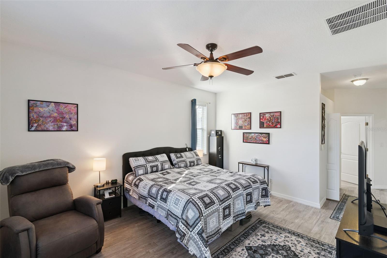 Image 27 of 53 For 2720 Savannah Drive