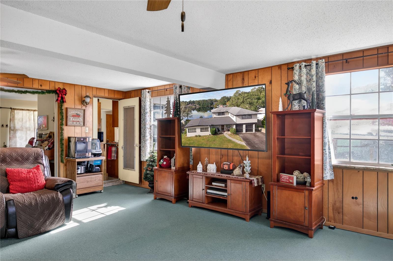 Image 21 of 50 For 710 Twin Oaks Lane