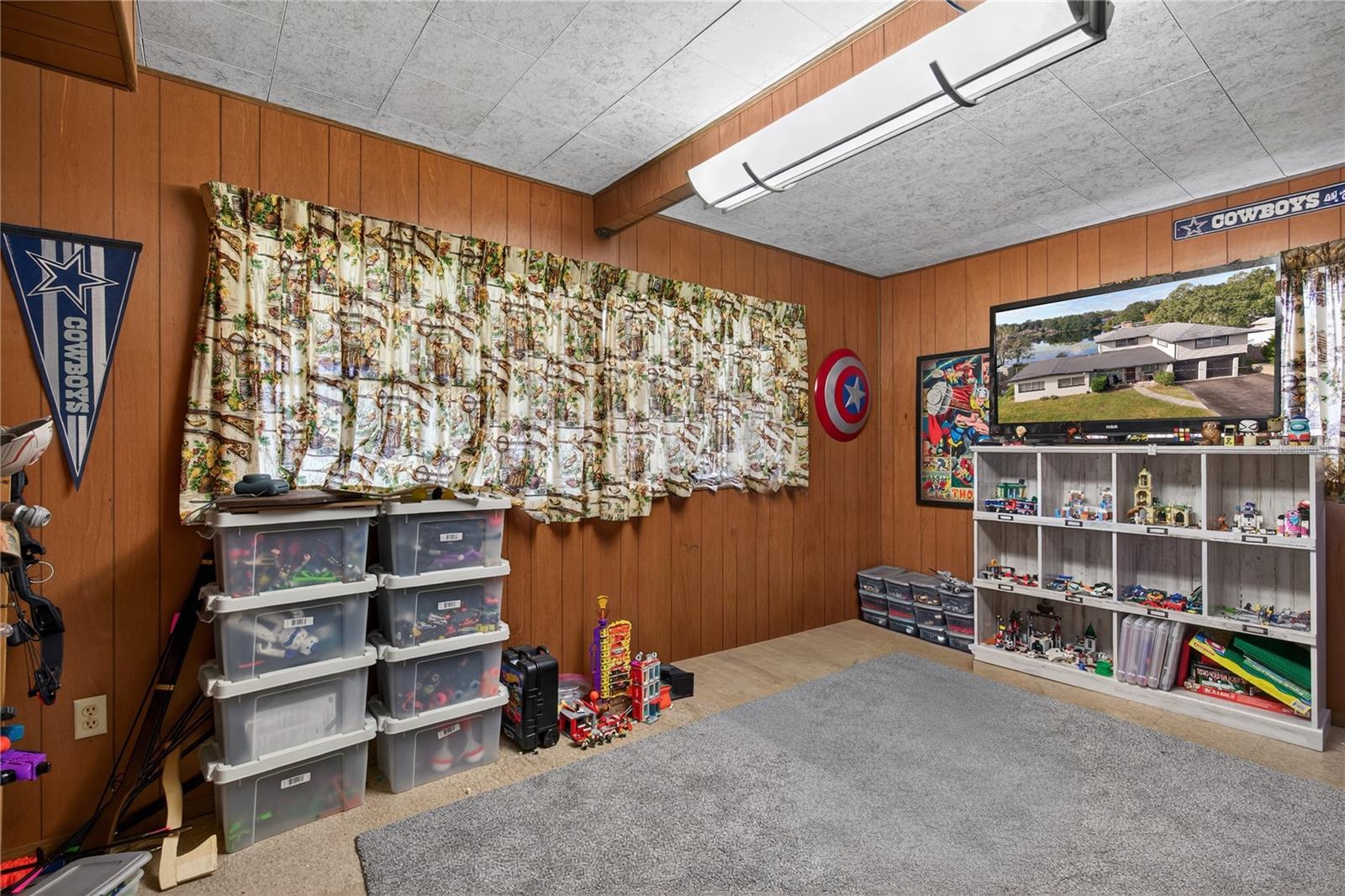 Image 22 of 50 For 710 Twin Oaks Lane