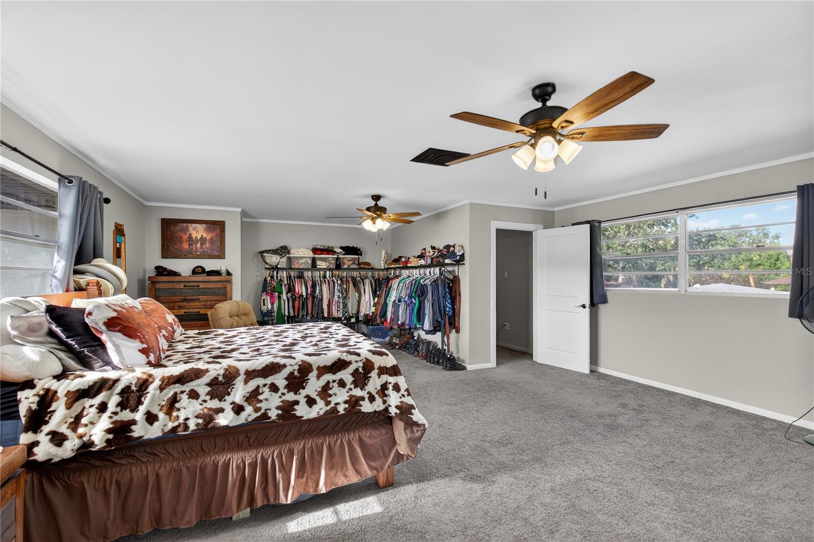 Image 26 of 50 For 710 Twin Oaks Lane