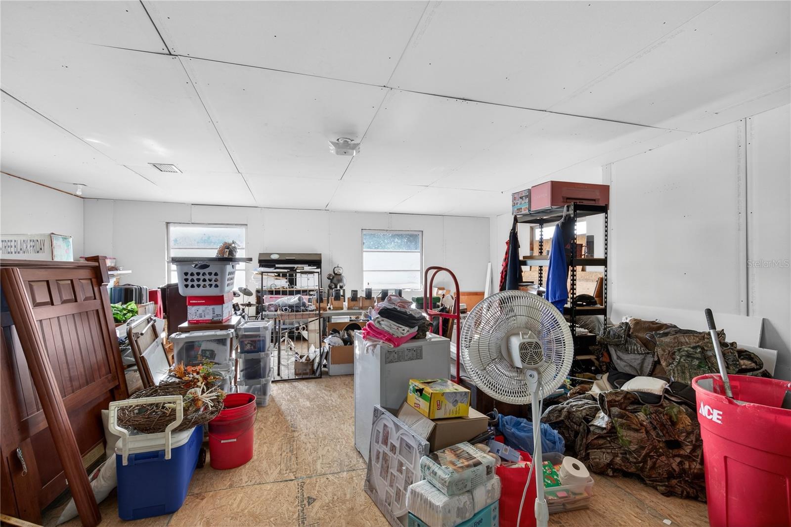 Image 27 of 50 For 710 Twin Oaks Lane