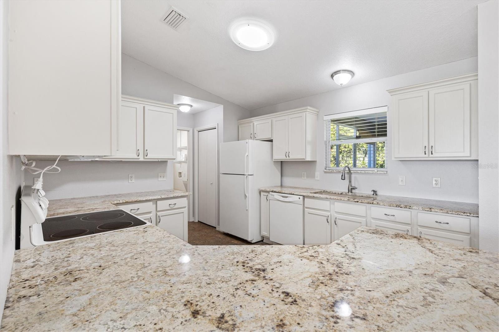 Image 5 of 28 For 2109 Harston Trail