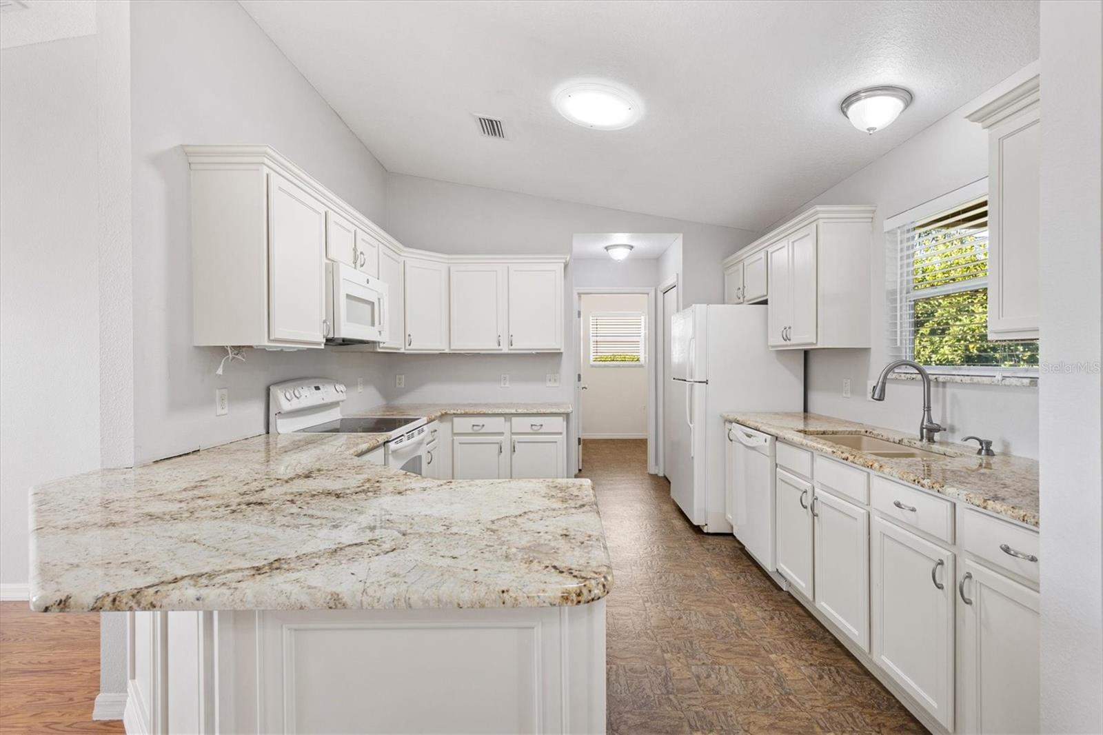 Image 6 of 28 For 2109 Harston Trail