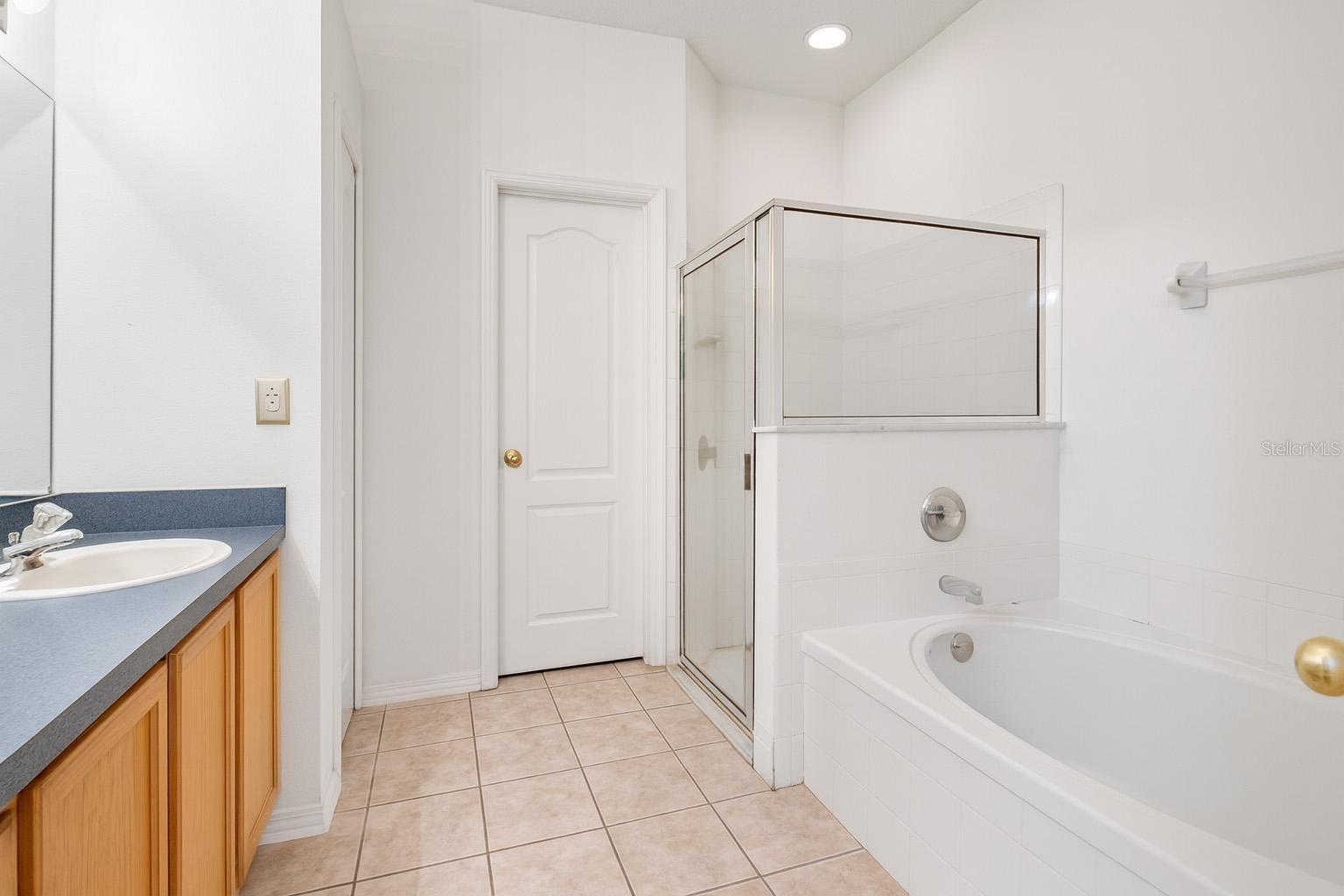 Image 9 of 37 For 13008 Grand Bank Lane