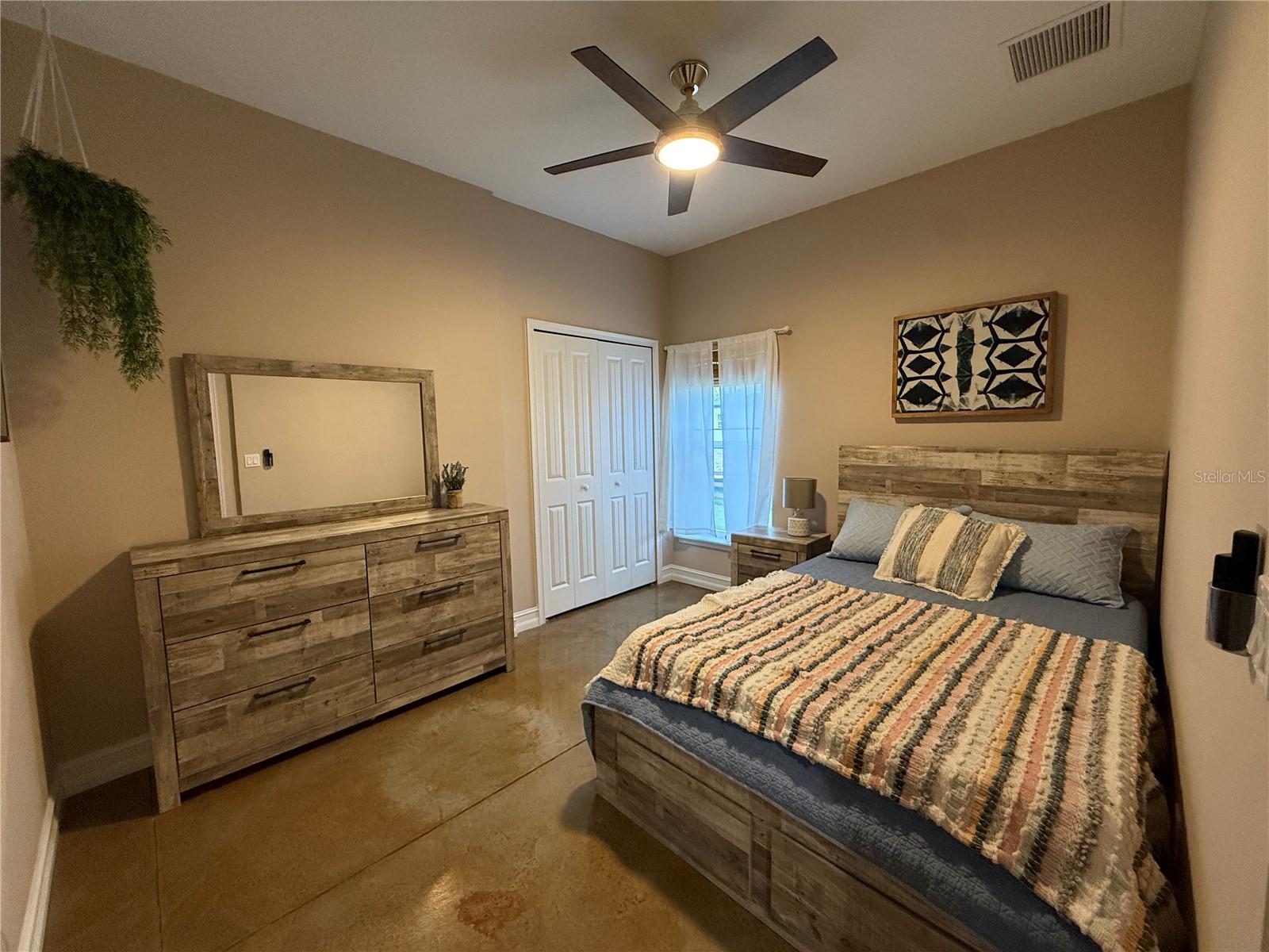 Image 12 of 26 For 19737 Ralston St