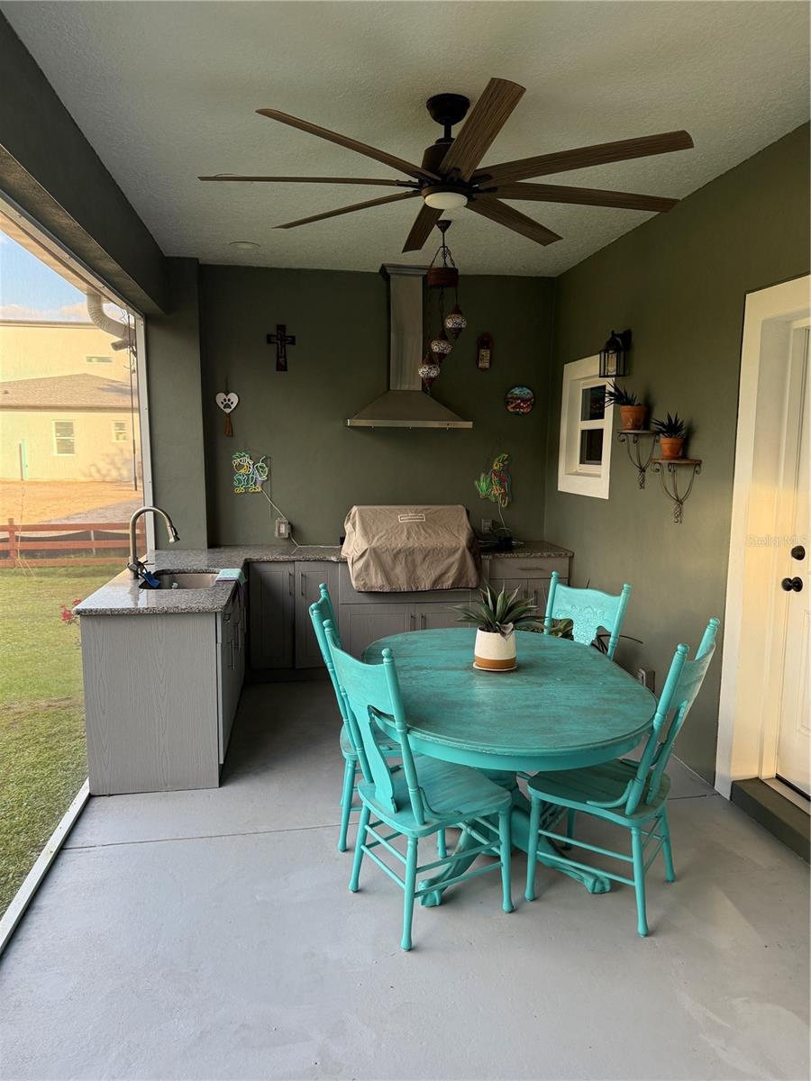 Image 18 of 26 For 19737 Ralston St