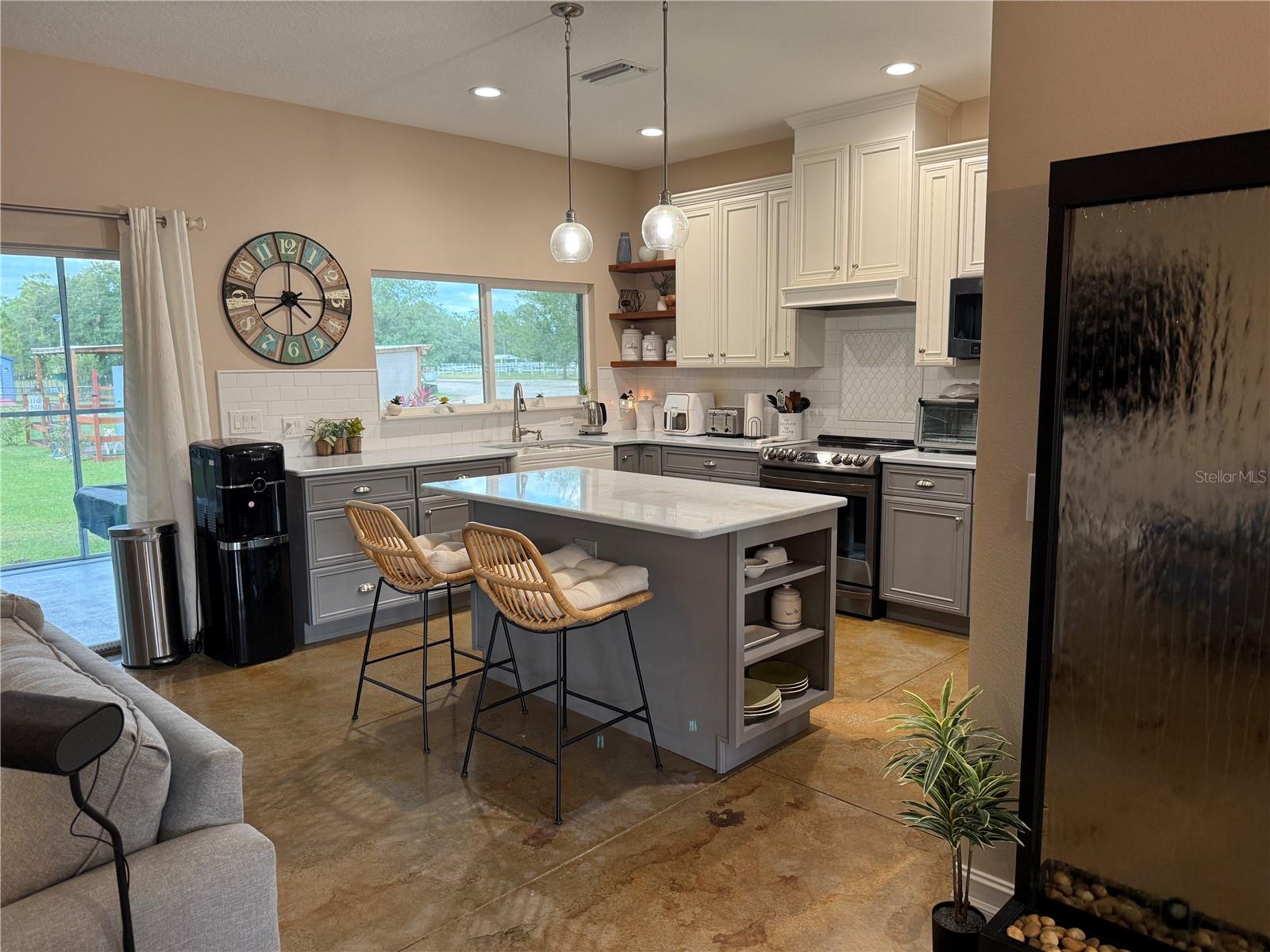 Image 7 of 26 For 19737 Ralston St