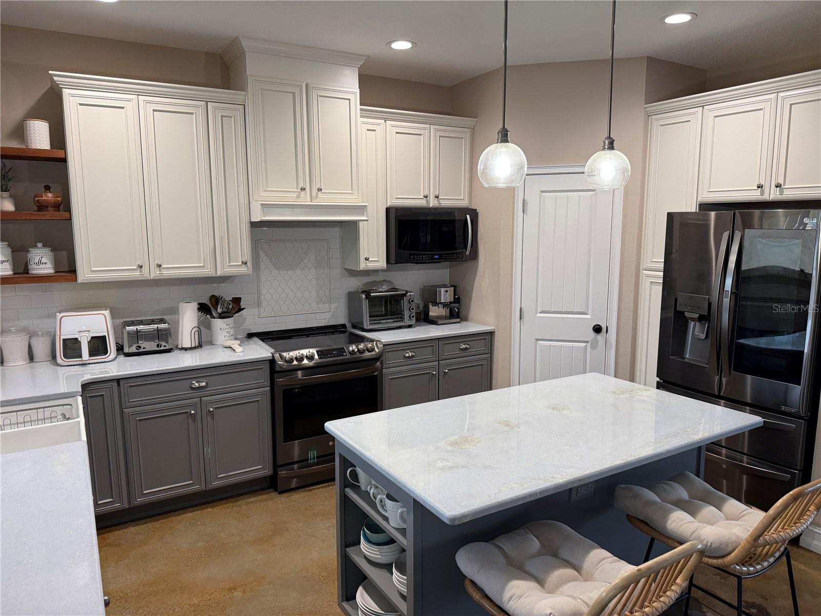 Image 8 of 26 For 19737 Ralston St