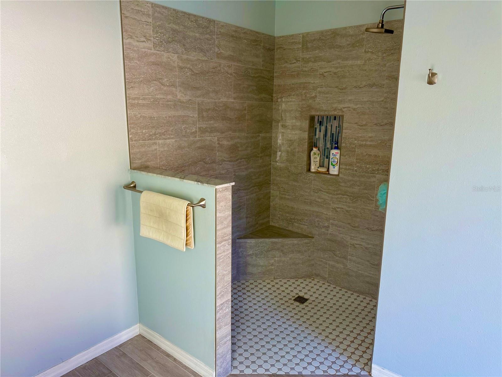 Image 8 of 15 For 21849 Tartan Street