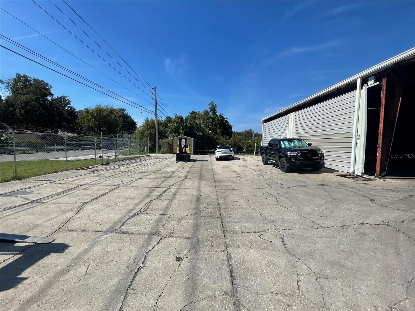 Image 12 of 24 For 2206 Griffin Road