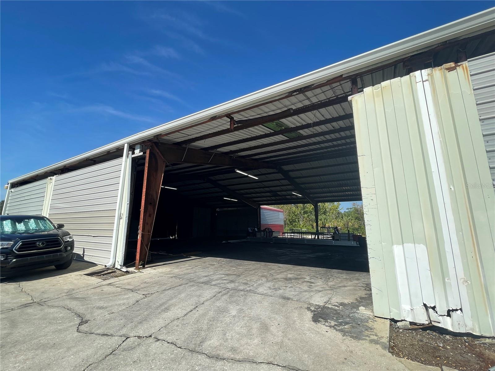 Image 13 of 24 For 2206 Griffin Road