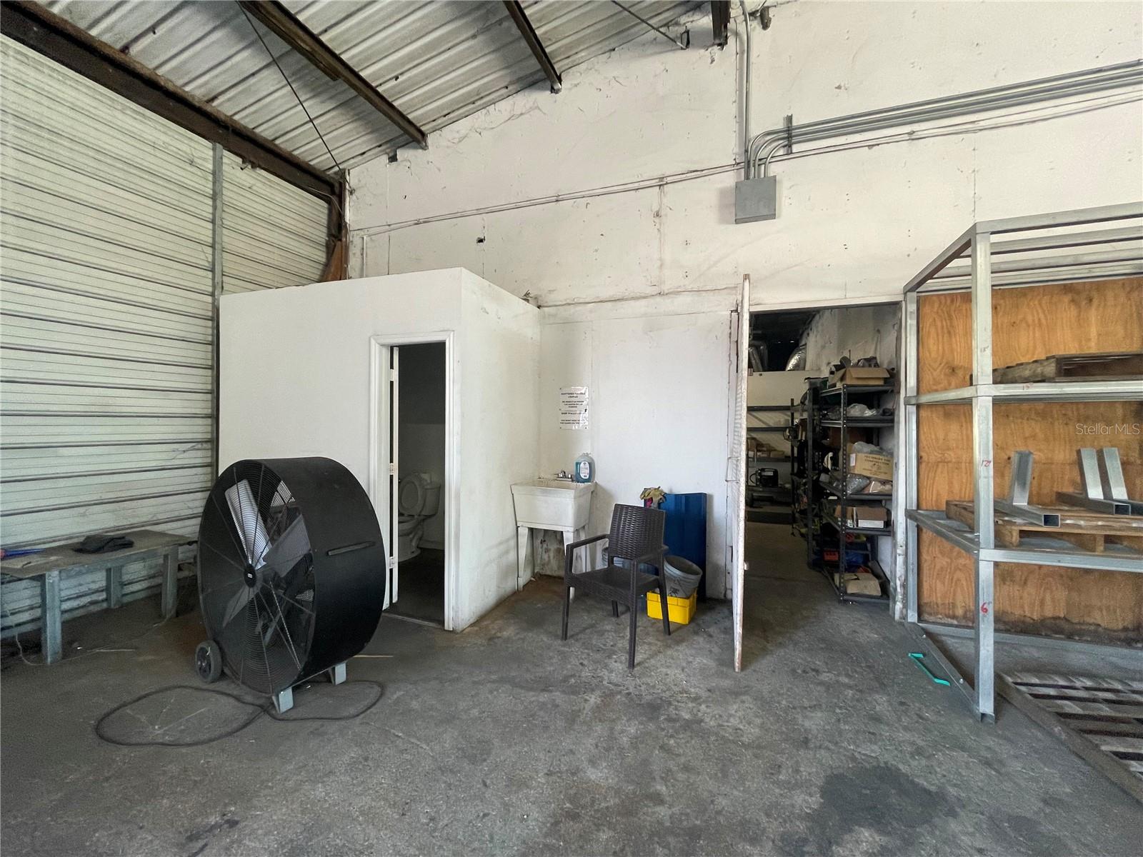 Image 18 of 24 For 2206 Griffin Road