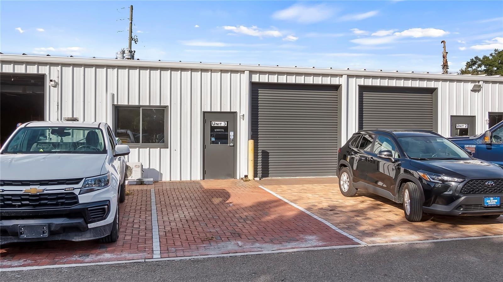 Image 3 of 25 For 1733 Benbow Court 3