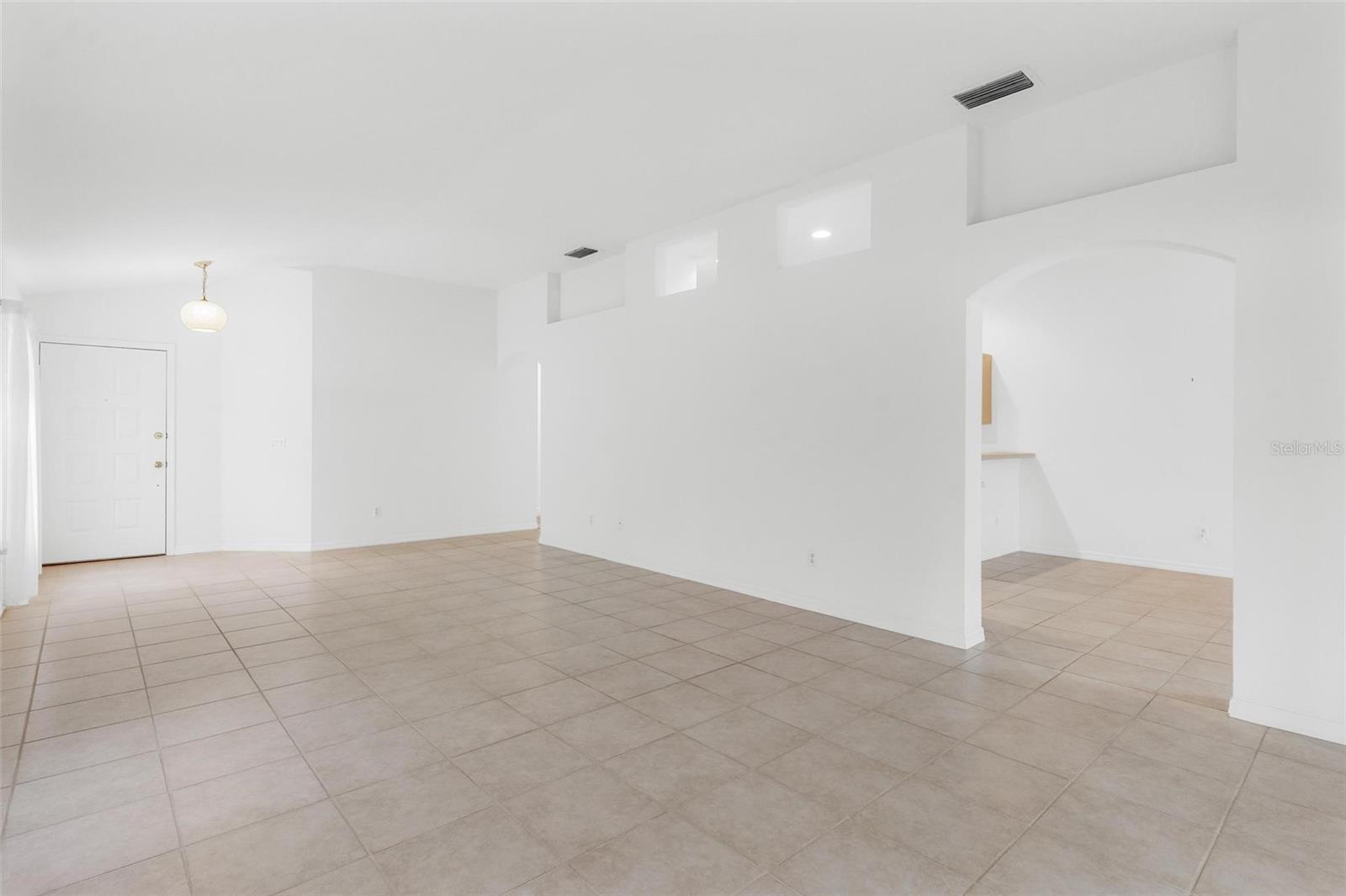 Image 6 of 39 For 7023 Arcadian Court