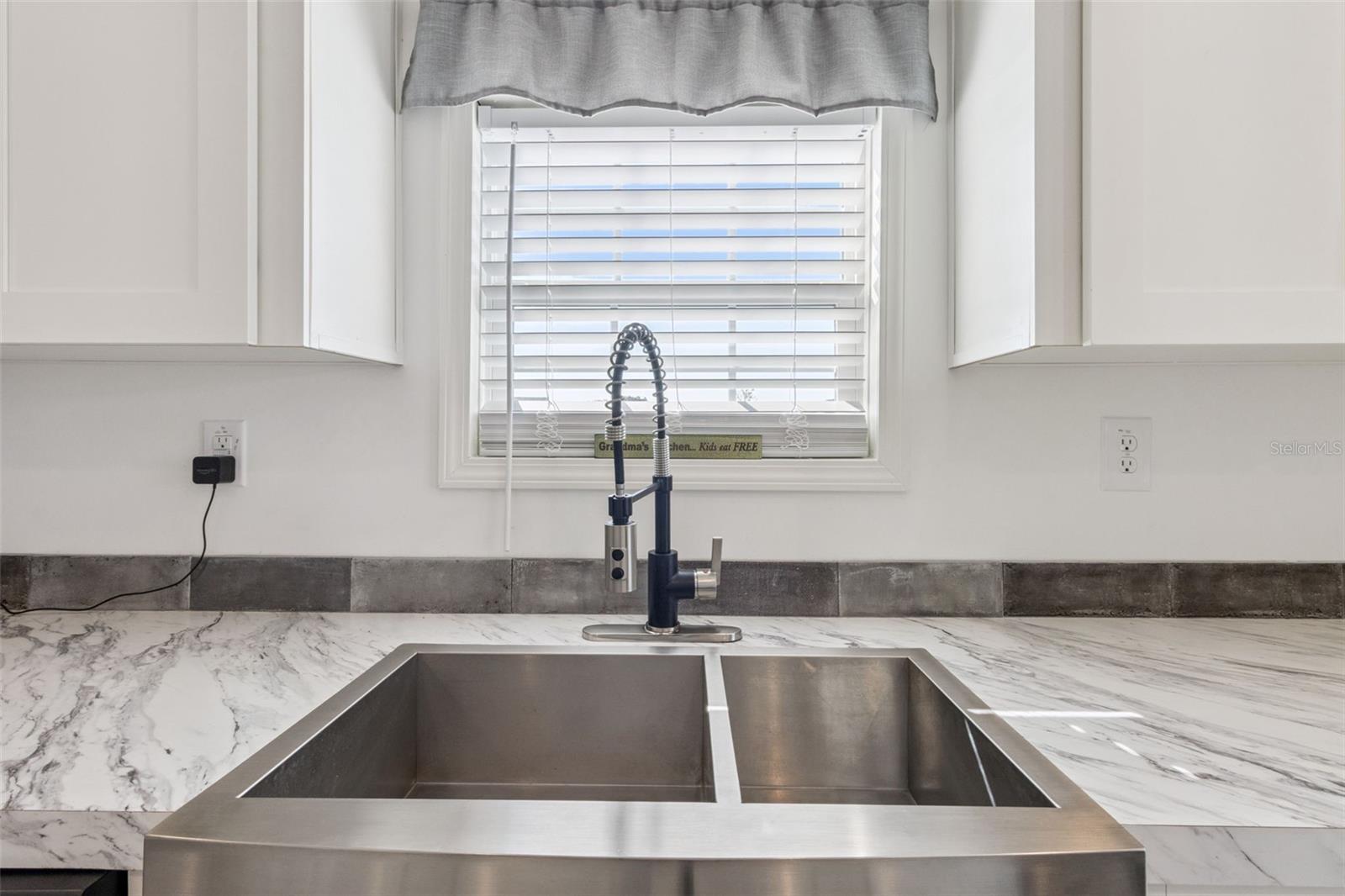 Image 14 of 49 For 1193 12th Lane