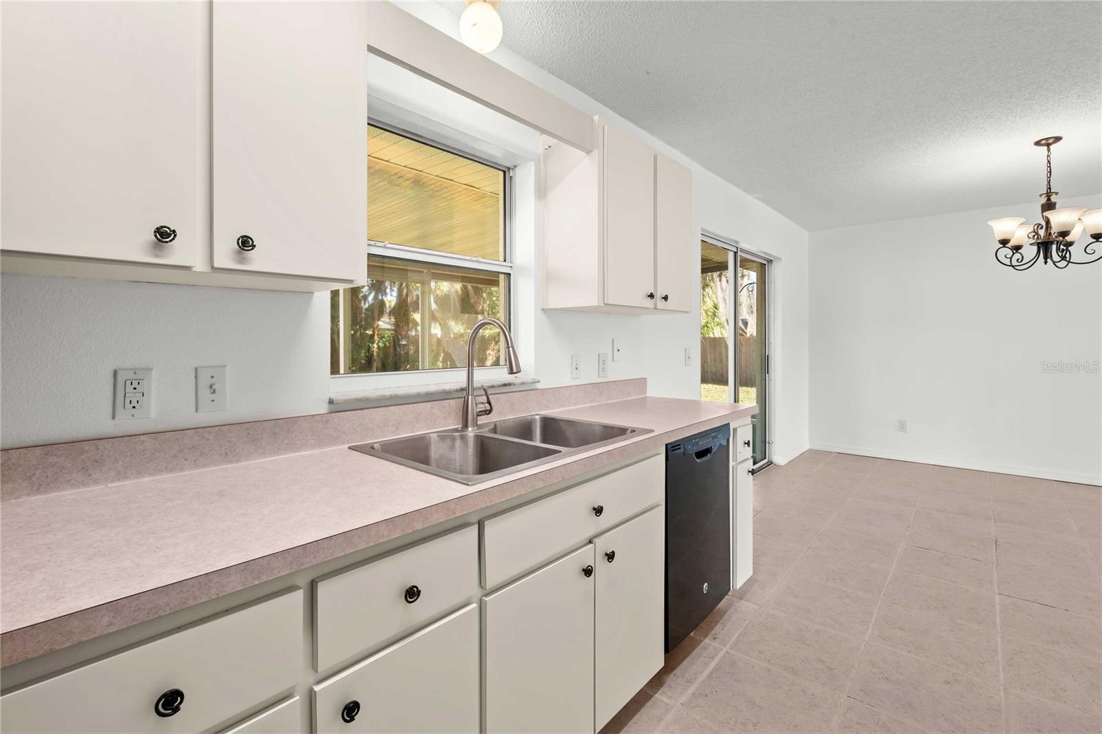 Image 35 of 45 For 1015 Cr 463b