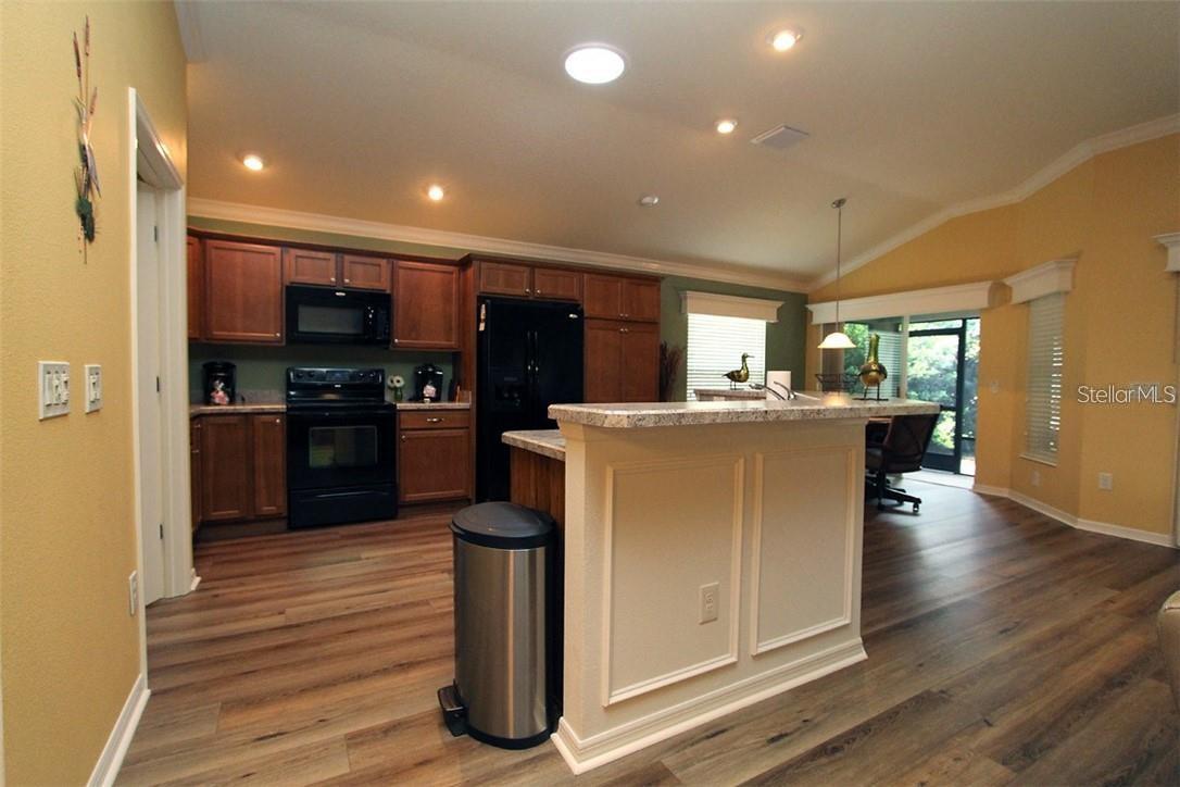 Image 10 of 31 For 2963 Silk Tree Terrace