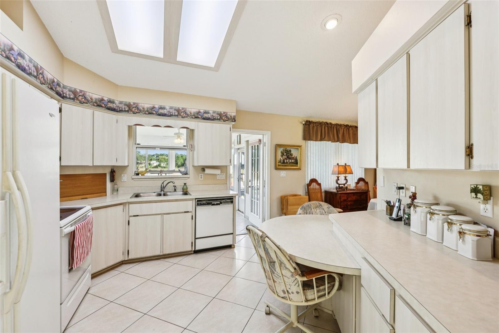 Image 10 of 27 For 26209 Newcombe Circle