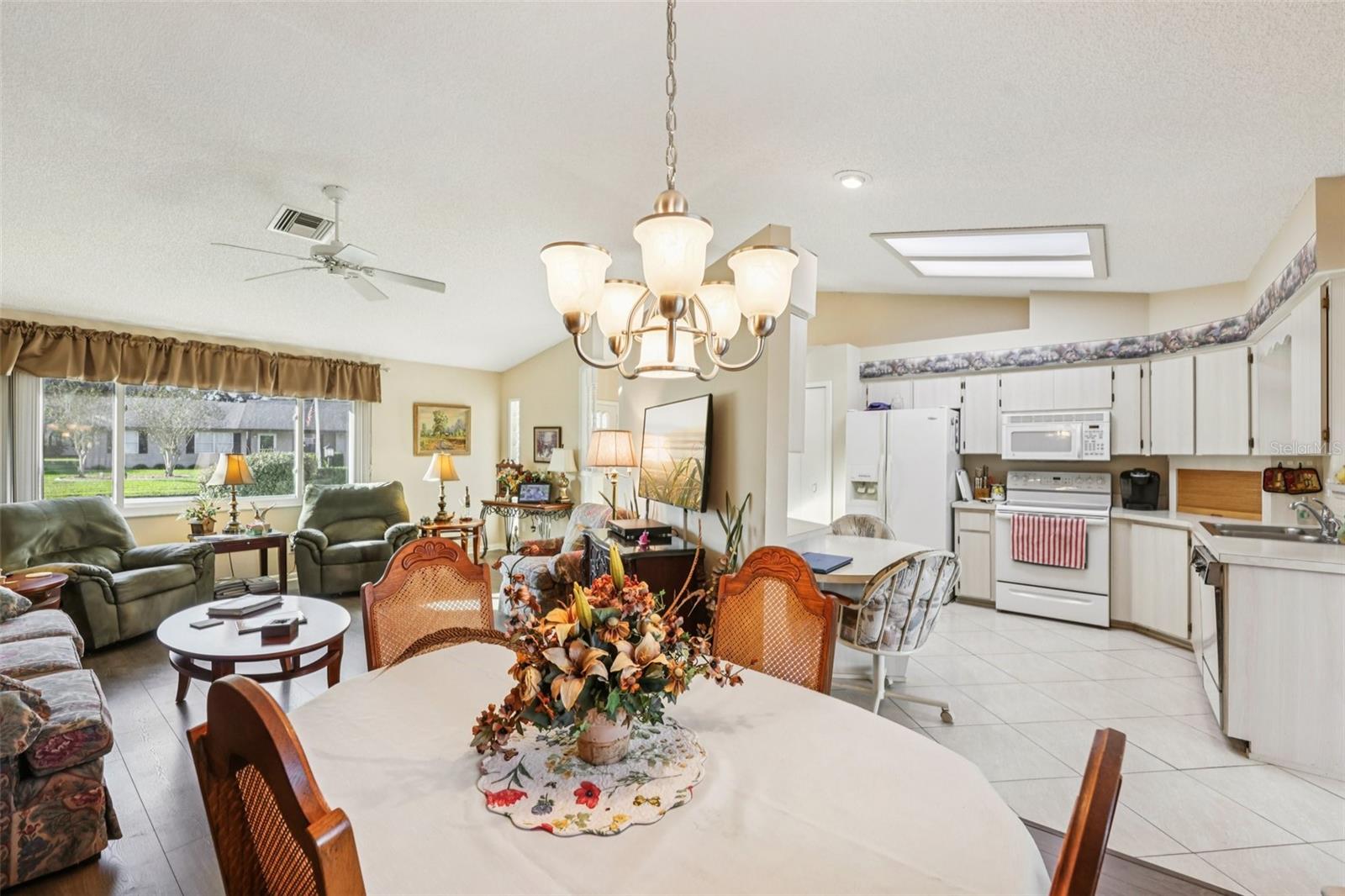 Image 8 of 27 For 26209 Newcombe Circle