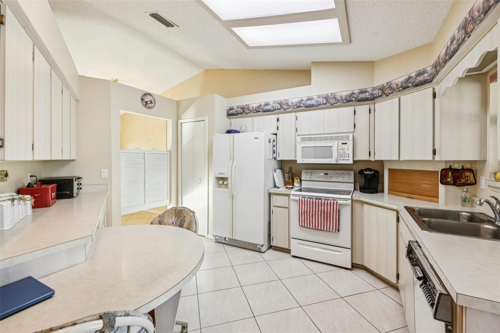 Image 9 of 27 For 26209 Newcombe Circle