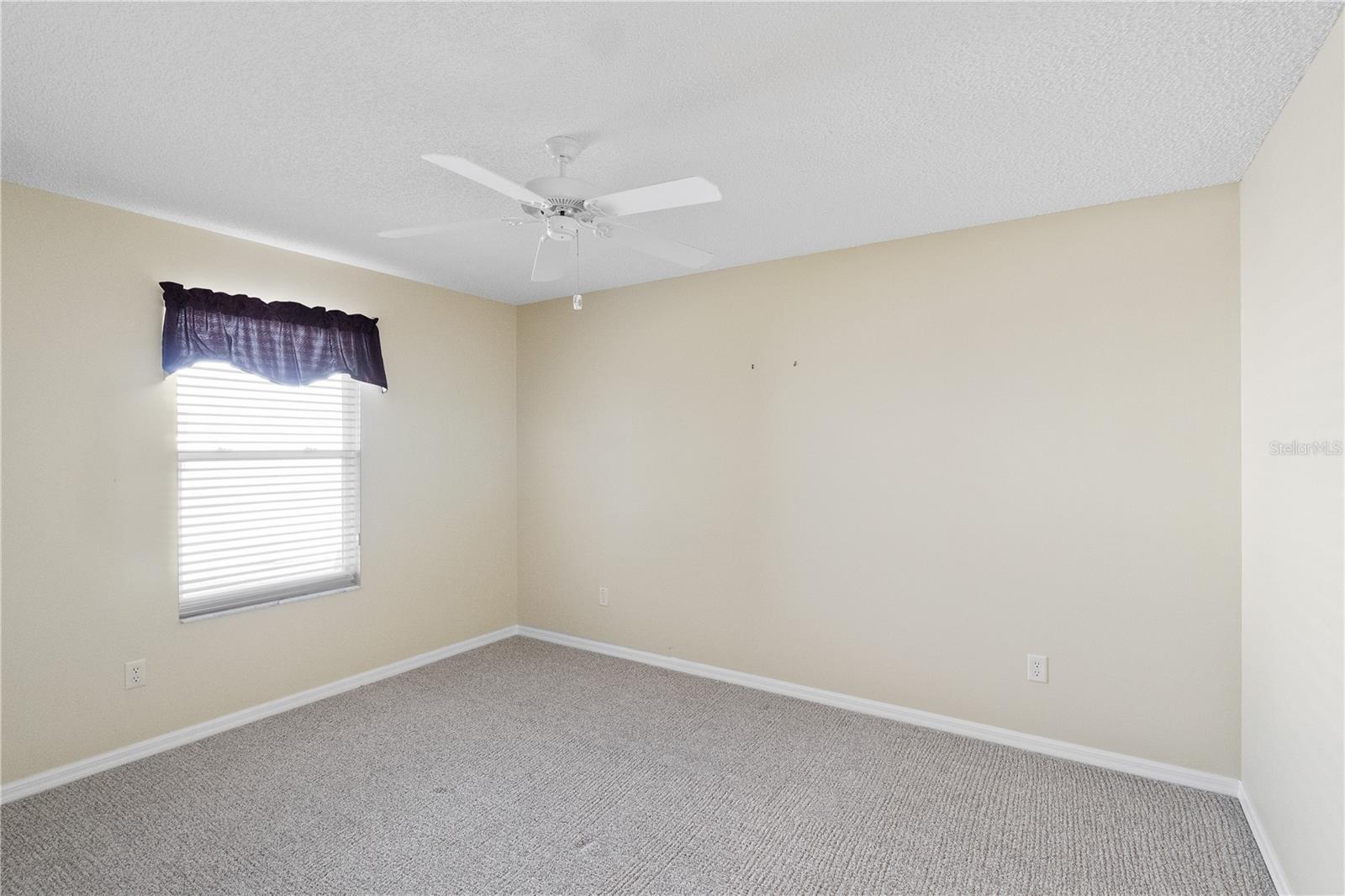 Image 22 of 30 For 16812 86th Albany Avenue