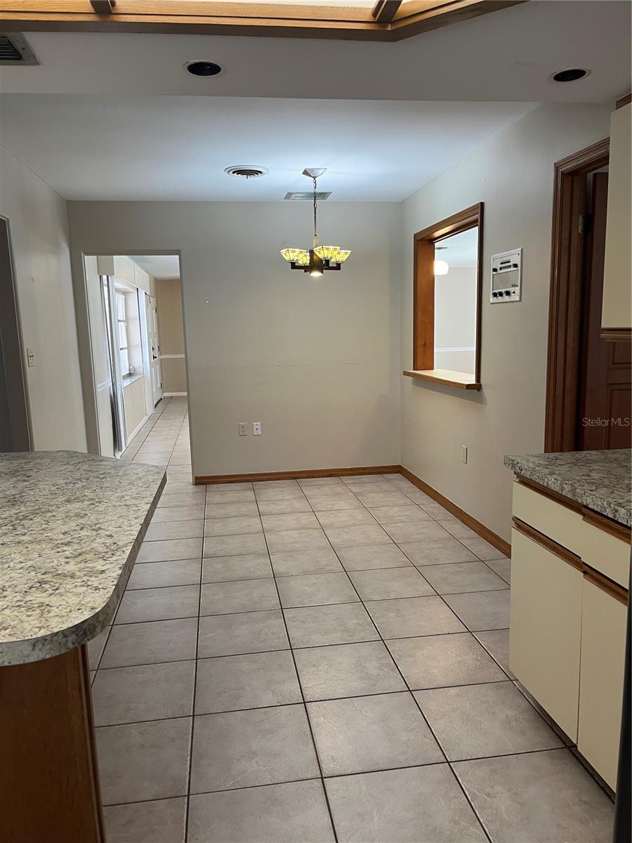 Image 21 of 23 For 812 Northside Drive