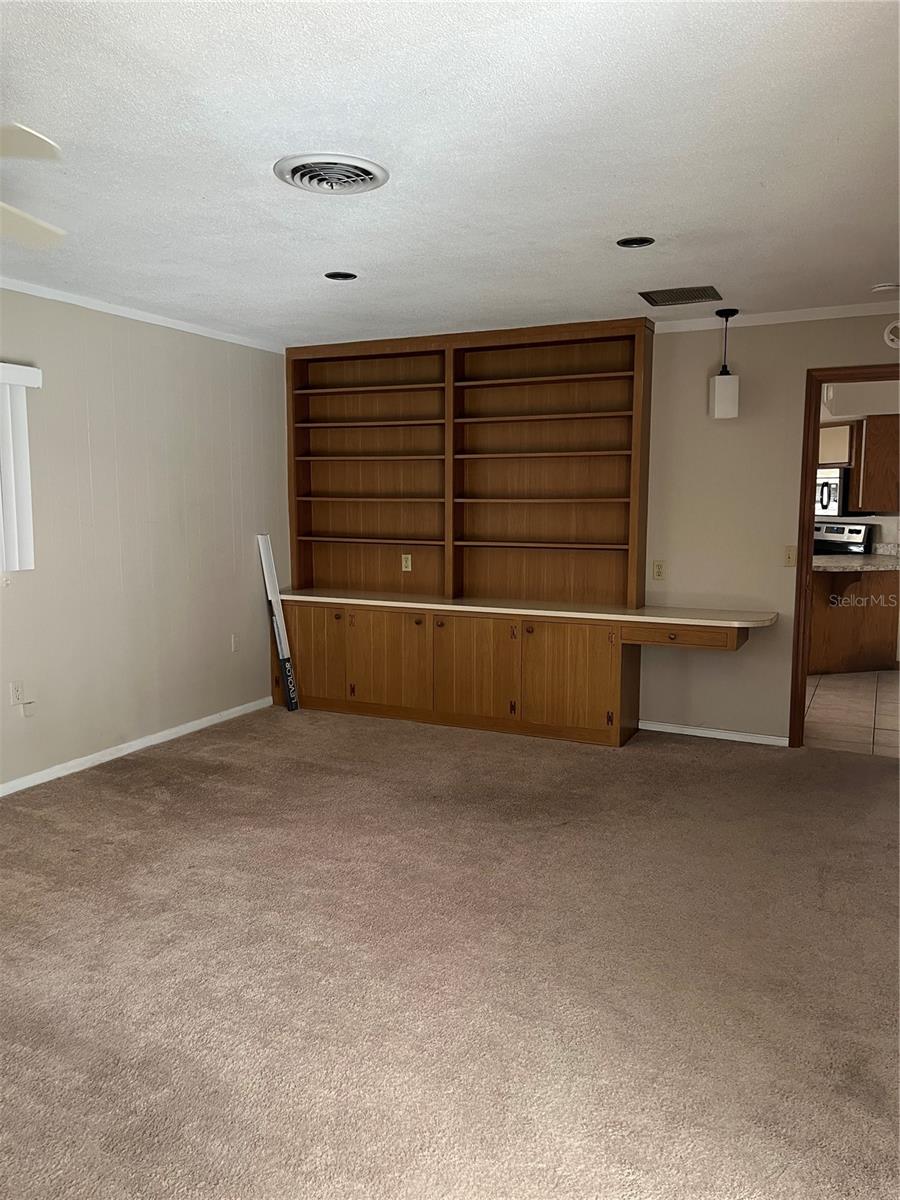 Image 5 of 23 For 812 Northside Drive