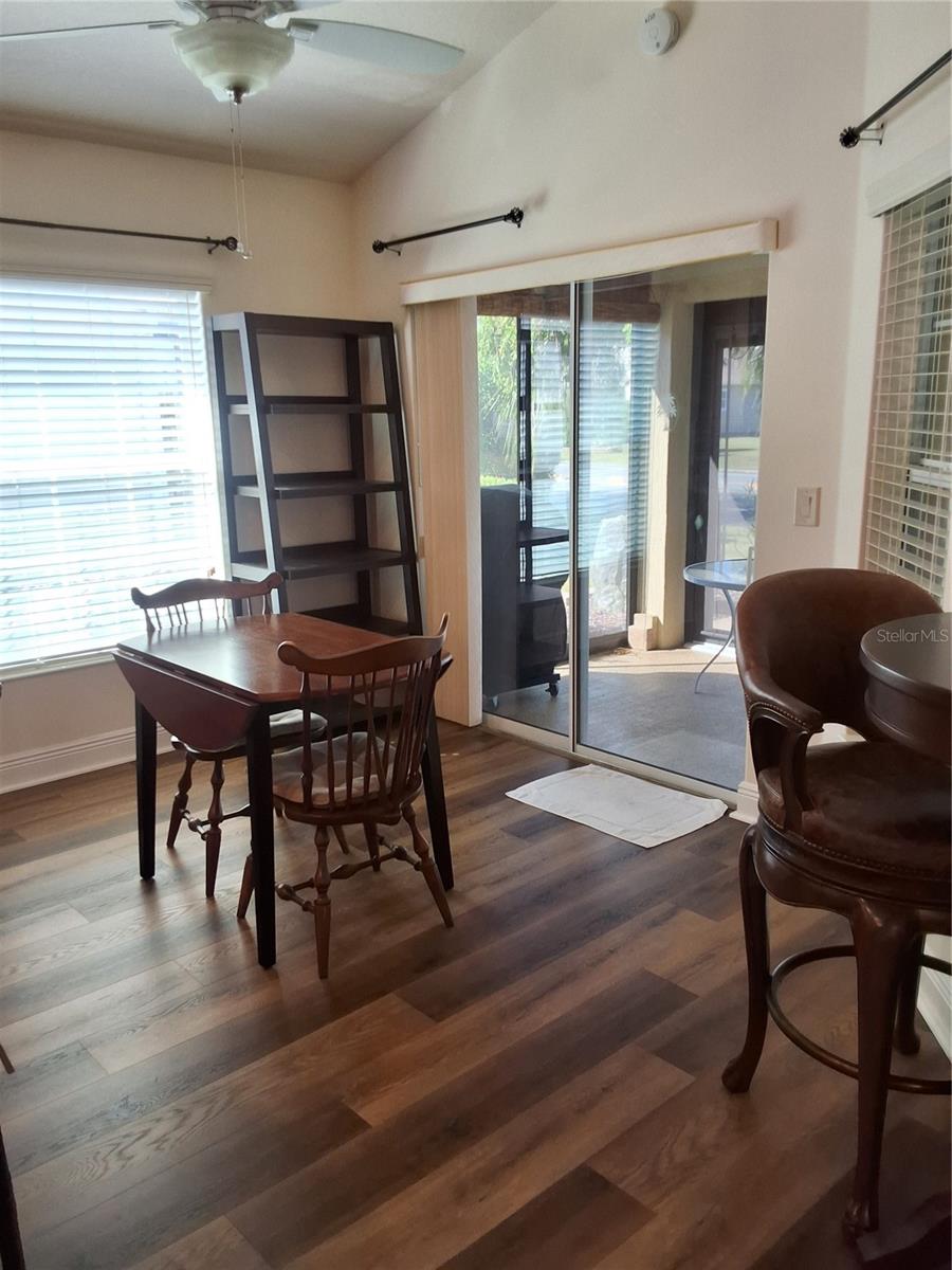 Image 10 of 17 For 3526 Cluster Court