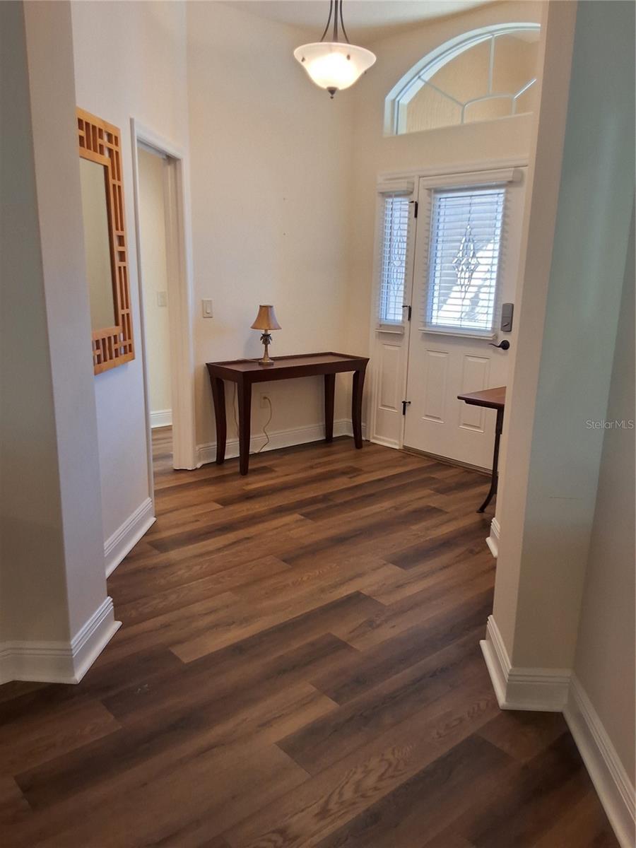 Image 5 of 17 For 3526 Cluster Court