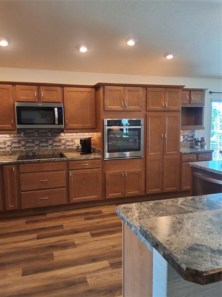 Image 6 of 17 For 3526 Cluster Court