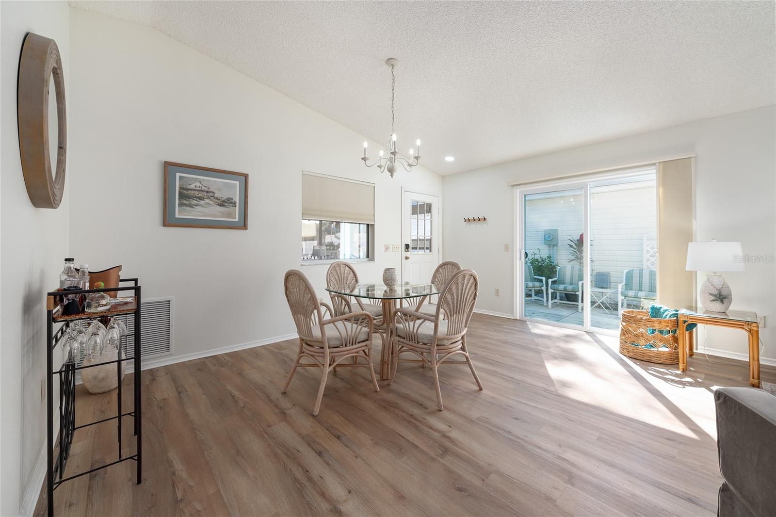 Image 10 of 34 For 16966 94th Sunnybrook Circle