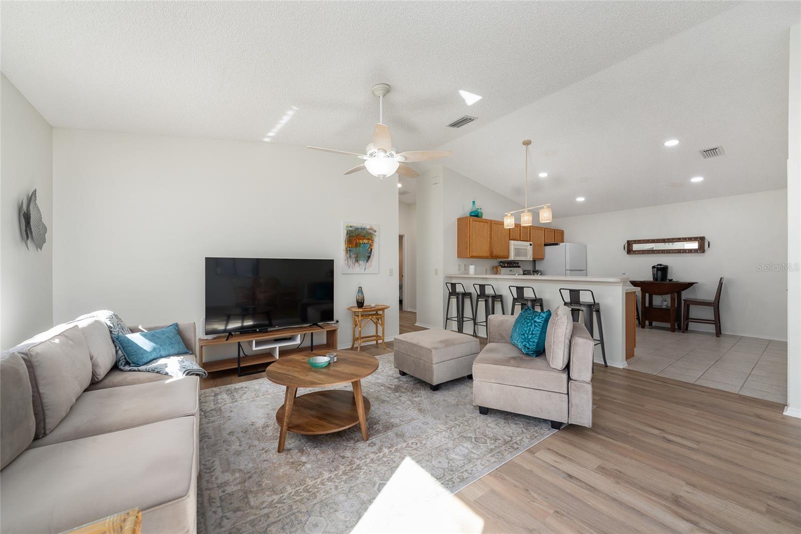 Image 13 of 34 For 16966 94th Sunnybrook Circle