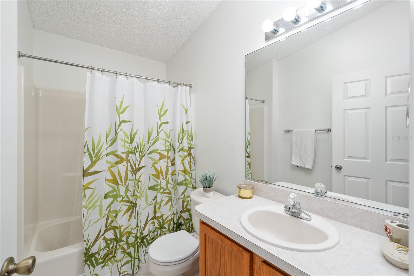 Image 28 of 34 For 16966 94th Sunnybrook Circle