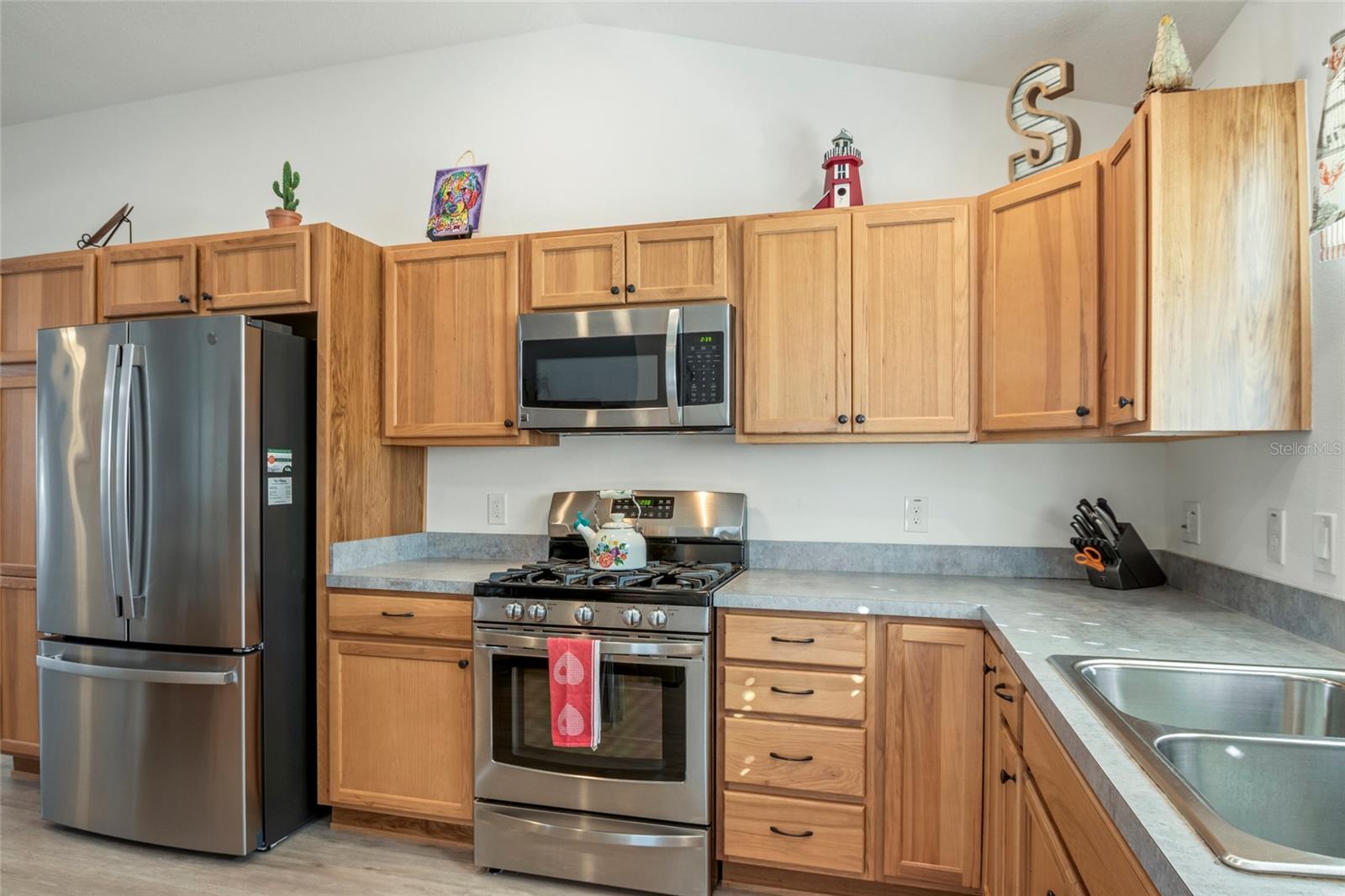 Image 19 of 52 For 3102 Sweetgum Street