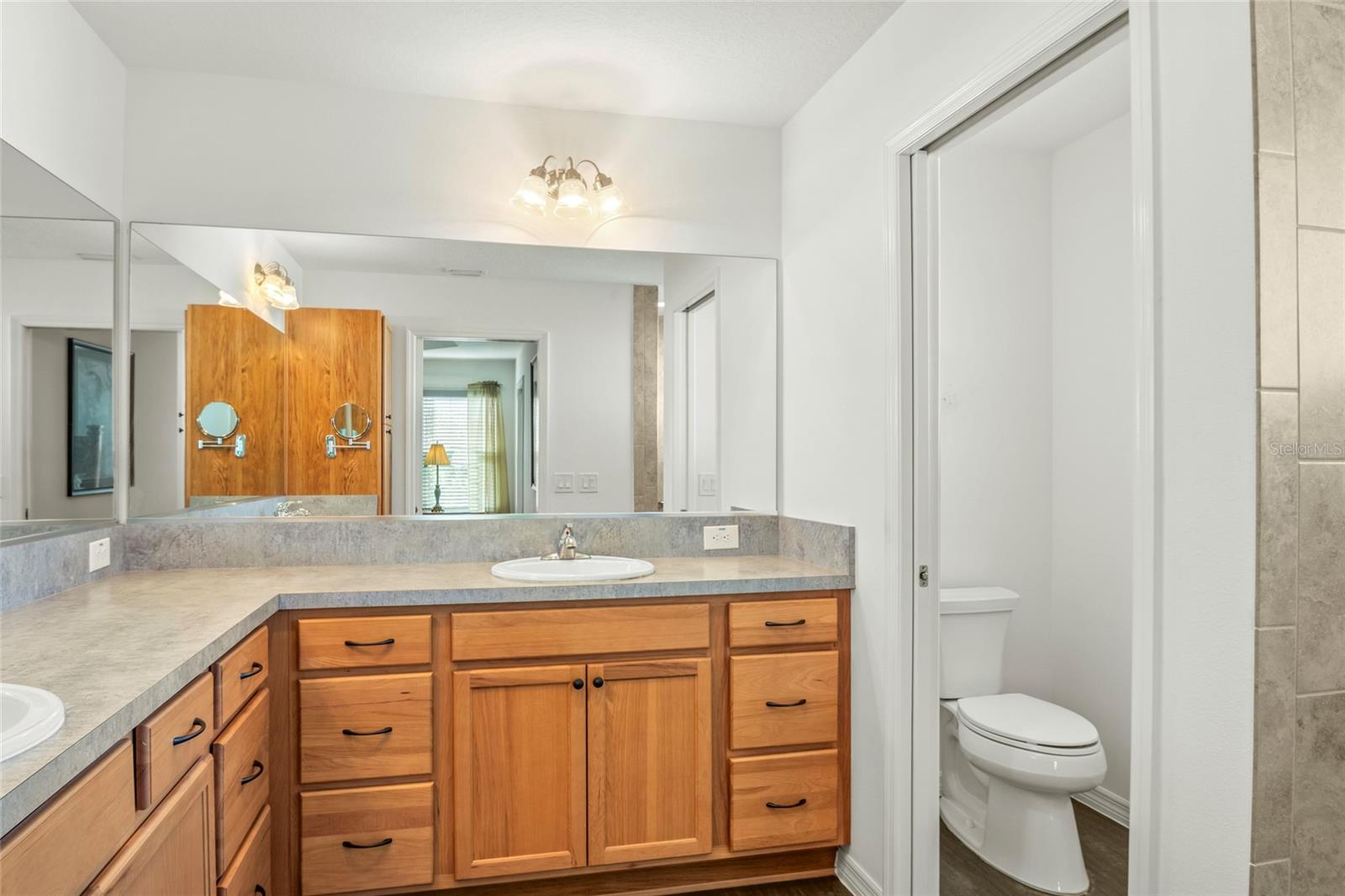 Image 25 of 52 For 3102 Sweetgum Street