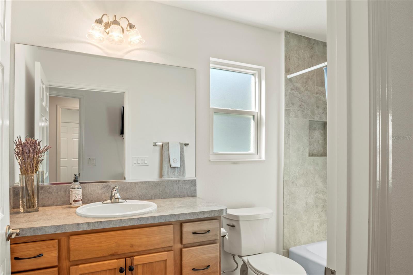 Image 31 of 52 For 3102 Sweetgum Street