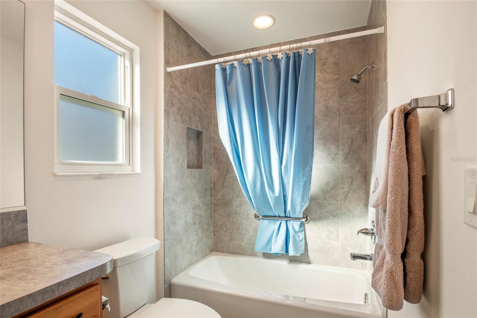 Image 33 of 52 For 3102 Sweetgum Street