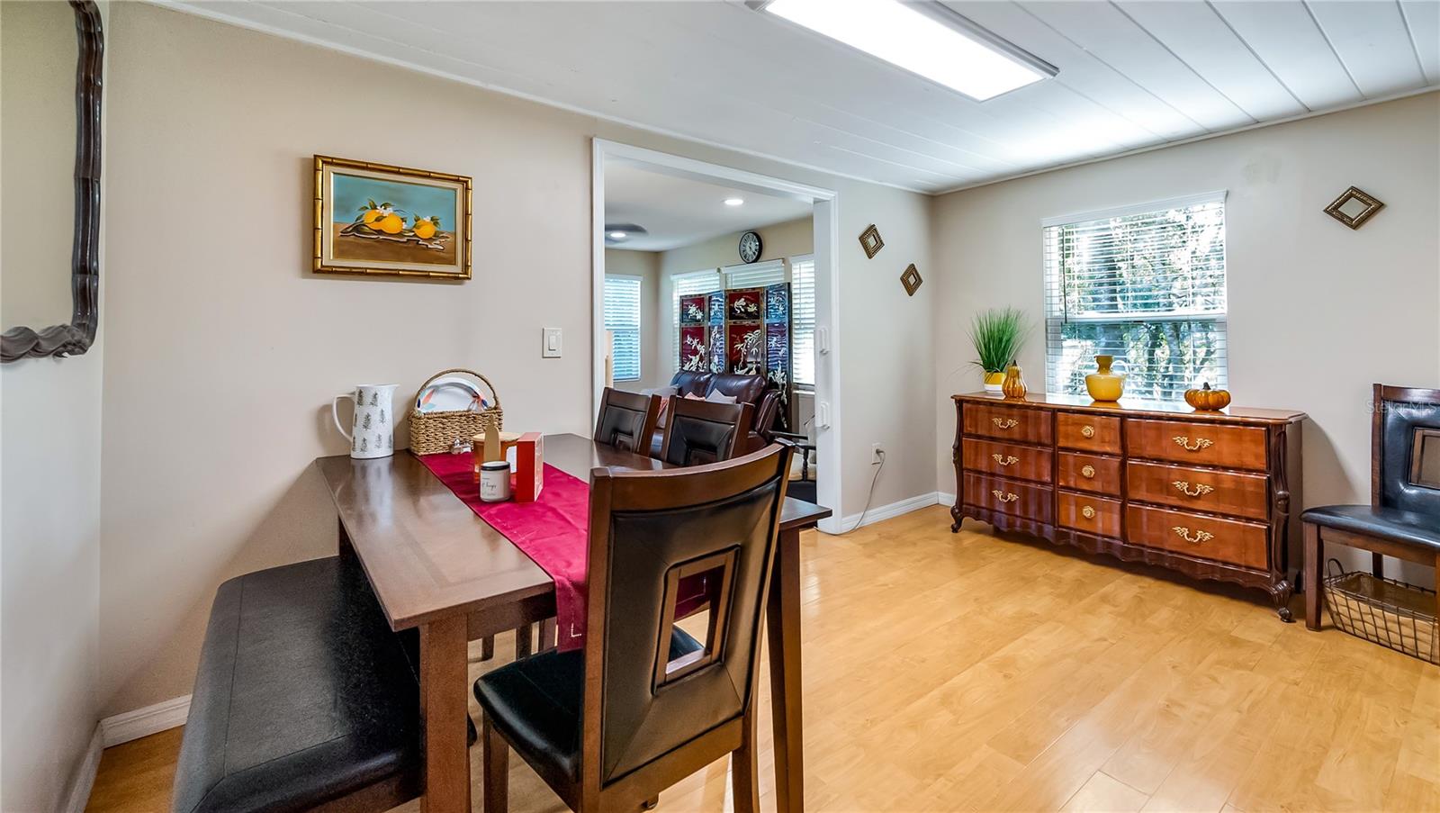 Image 11 of 33 For 172 Virginia Avenue