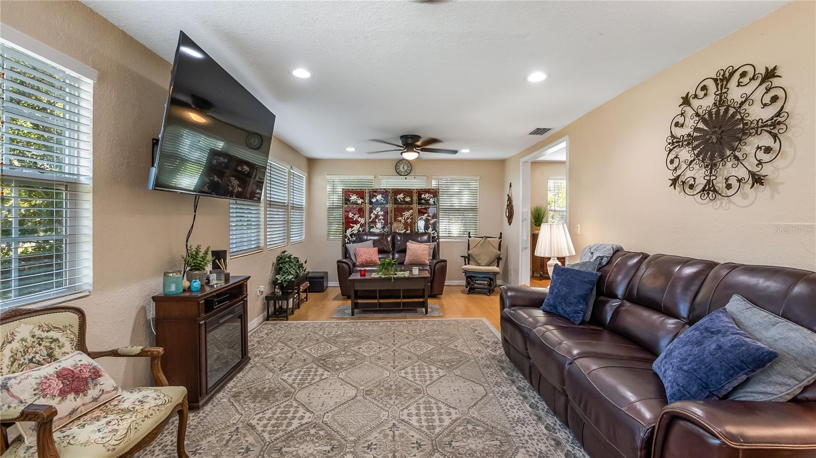 Image 4 of 33 For 172 Virginia Avenue