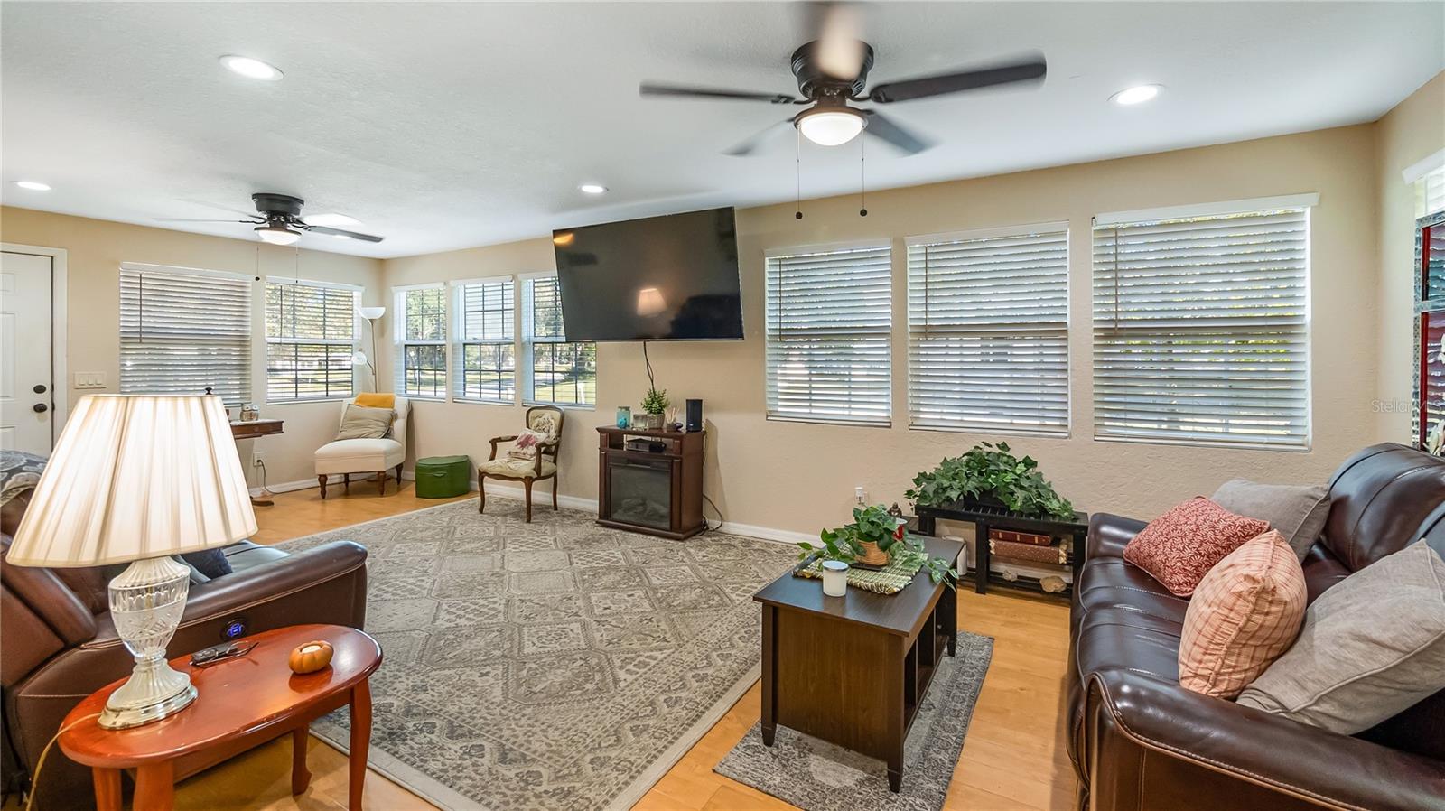 Image 5 of 33 For 172 Virginia Avenue