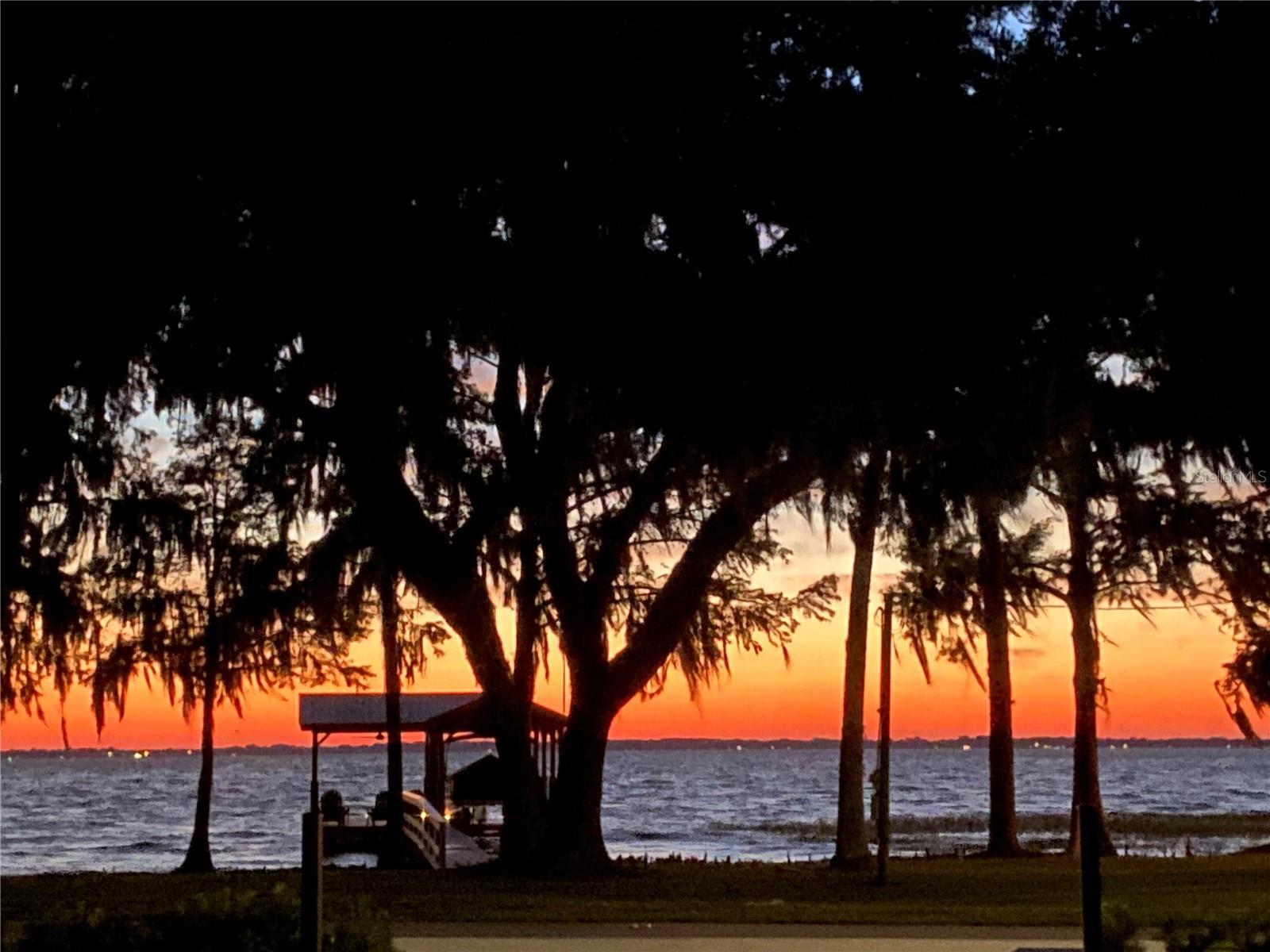 Image 2 of 72 For 801 Lakeshore Drive