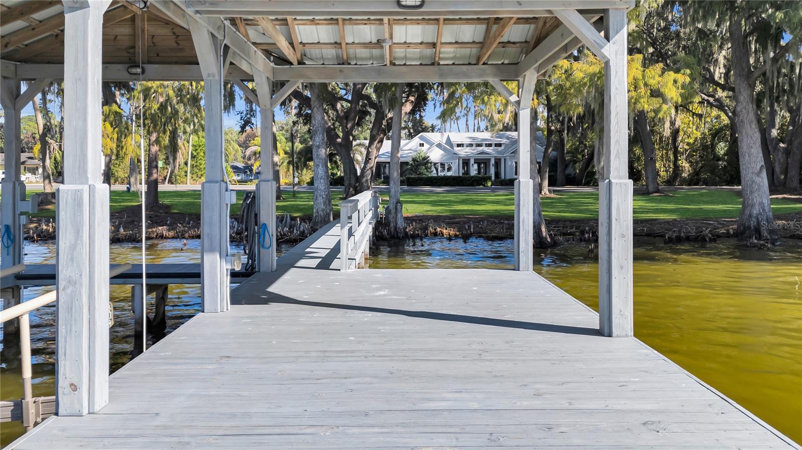 Image 68 of 72 For 801 Lakeshore Drive