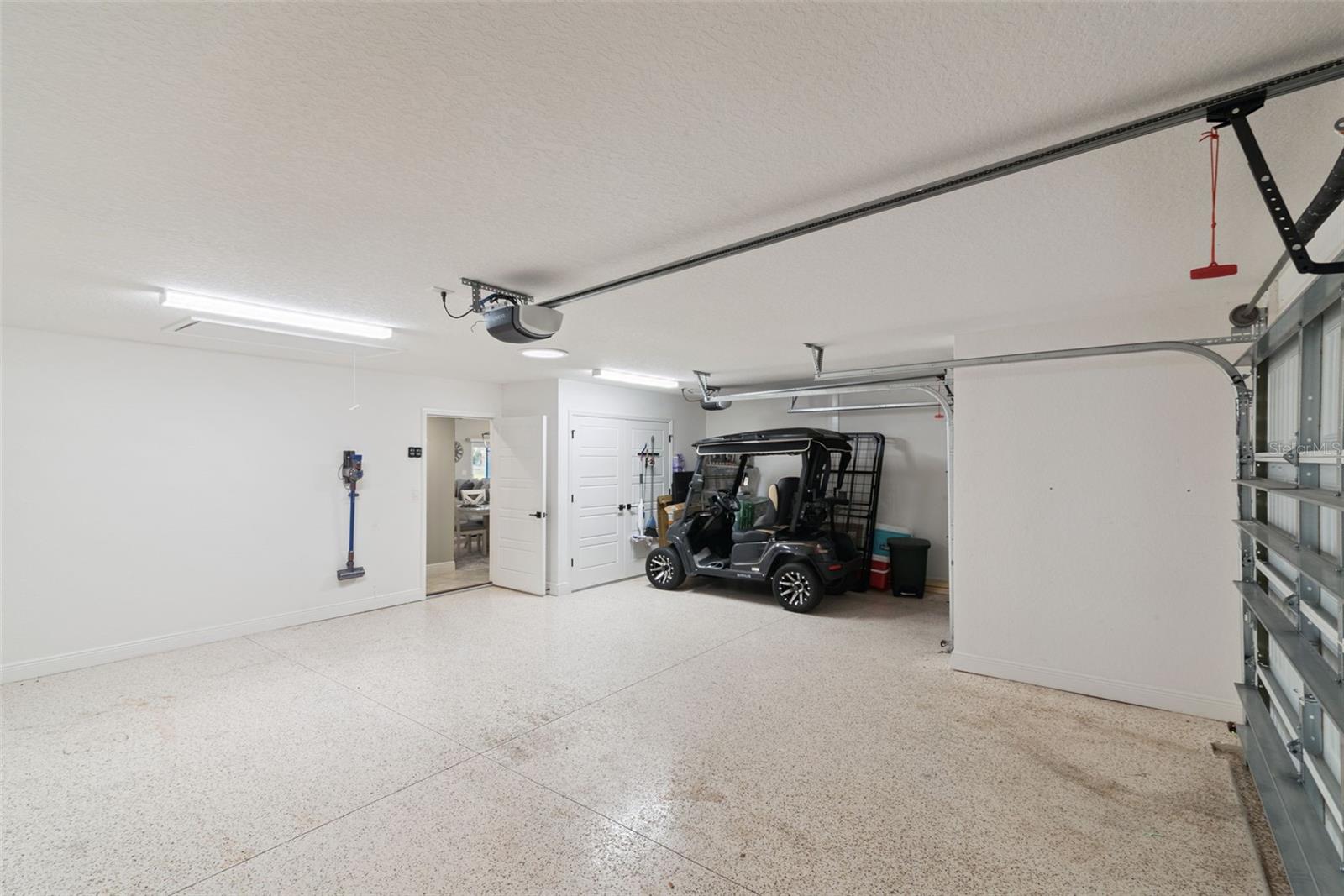 Image 33 of 46 For 1399 Kenneth Street