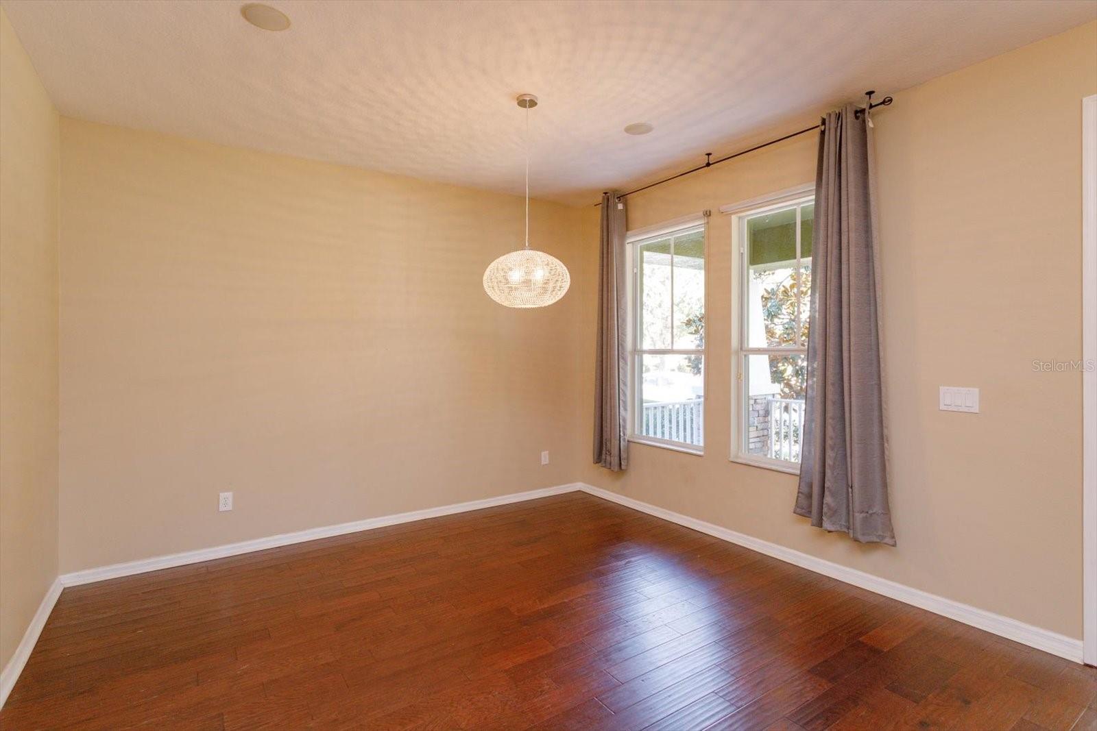 Image 12 of 36 For 14464 Whittridge Drive