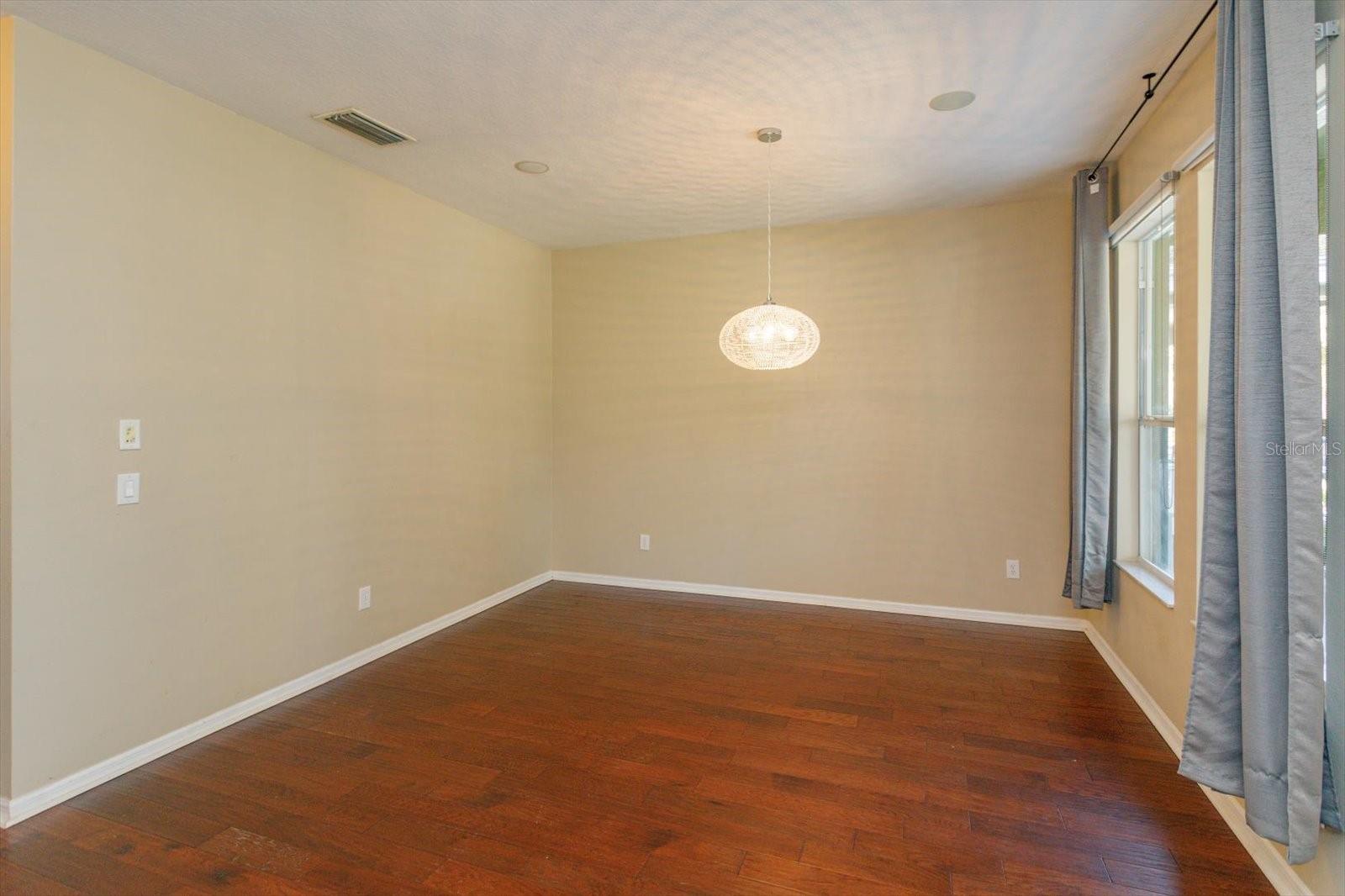 Image 13 of 36 For 14464 Whittridge Drive